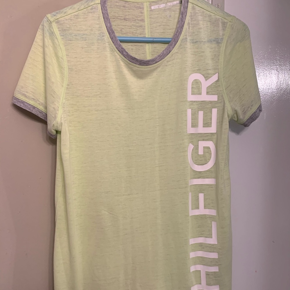 Light Sport Tommy Hilfiger Shirt, Size M